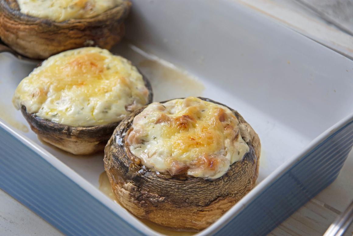 Gefüllte Mascarpone-Schinken-Champignons