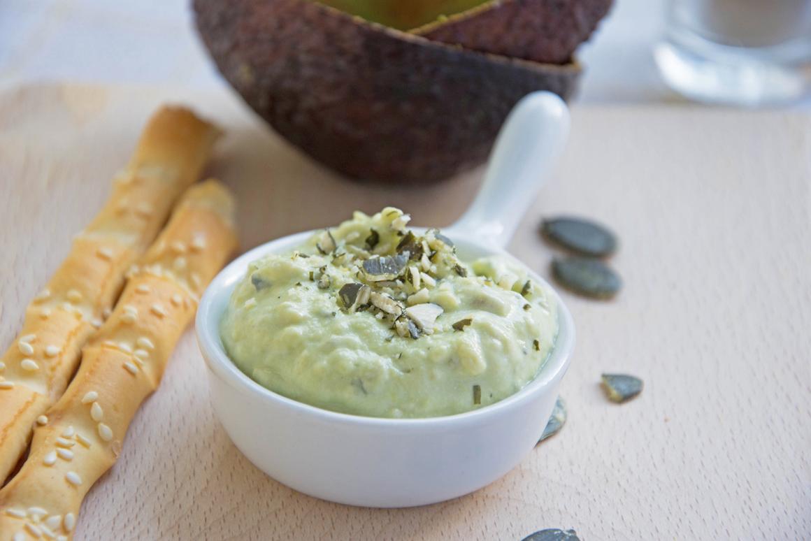 Avocado-Basilikum-Dip
