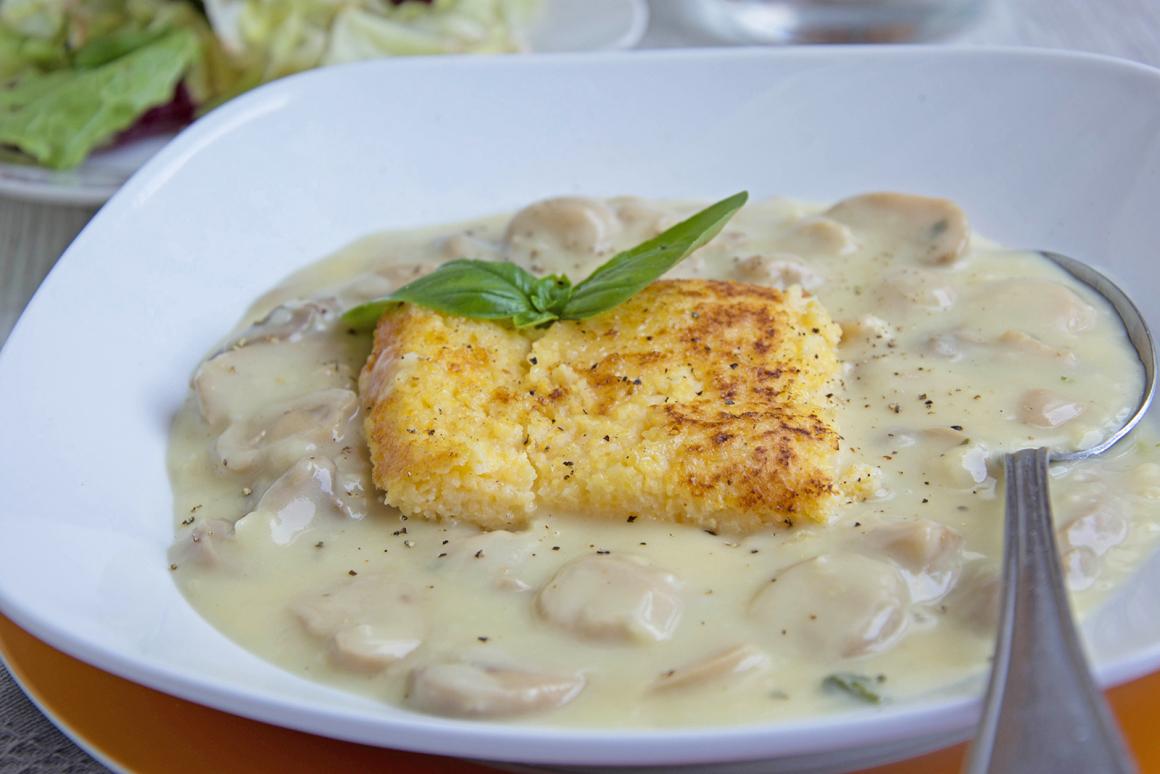 Polenta mit Pilzsauce