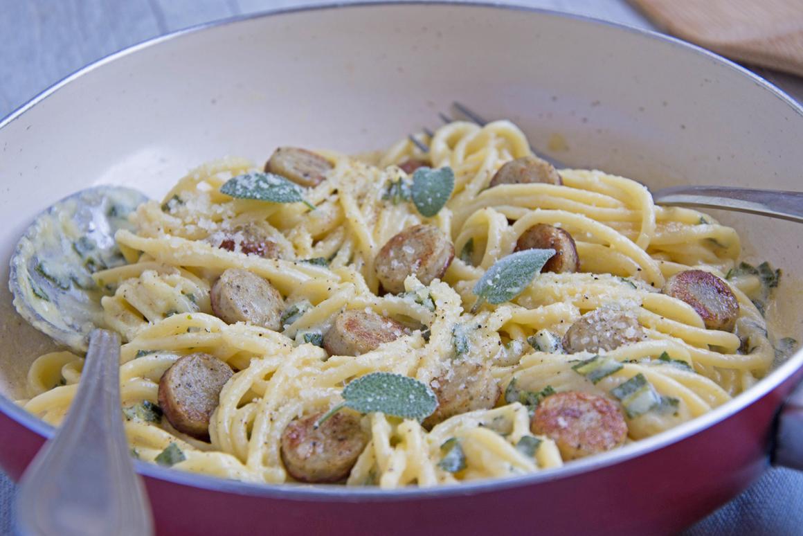Käsesauce mit Salbei - Rezept