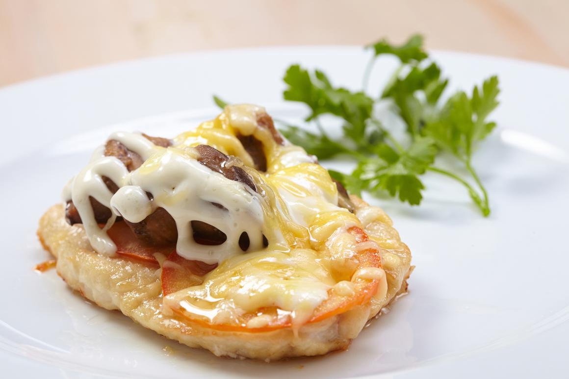 Kalbsschnitzel mit Sherrymarinade und Käse