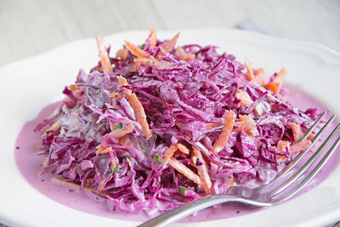Coleslaw mit Rotkohl