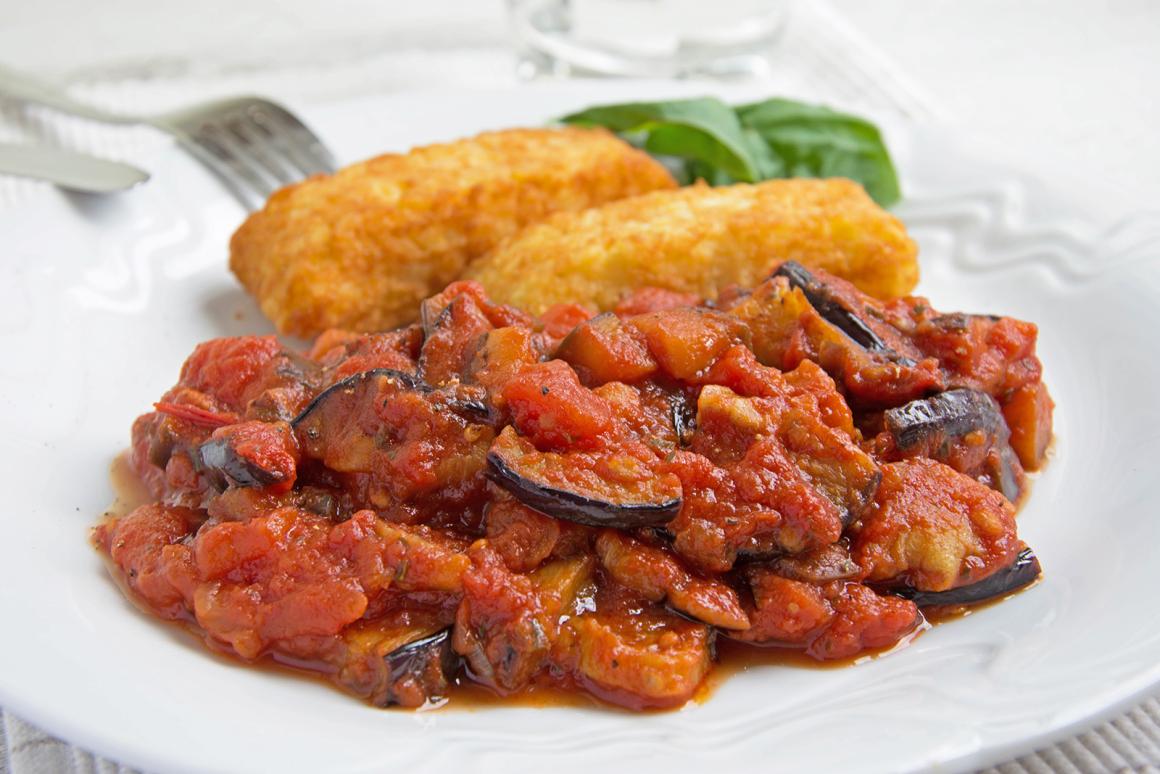 Tomatensauce mit Gemüse