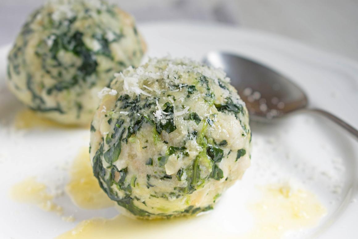 Spinatknödel mit Tiefkühlspinat