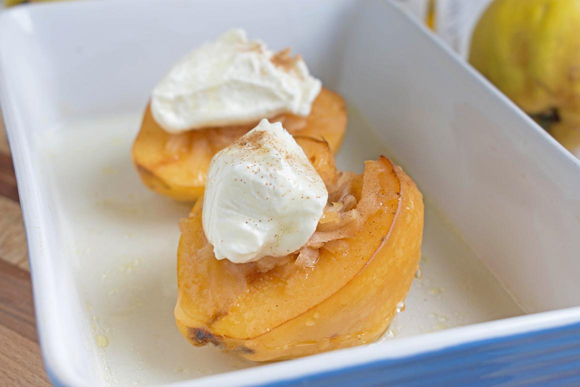 Ofenquitten mit Mascarpone