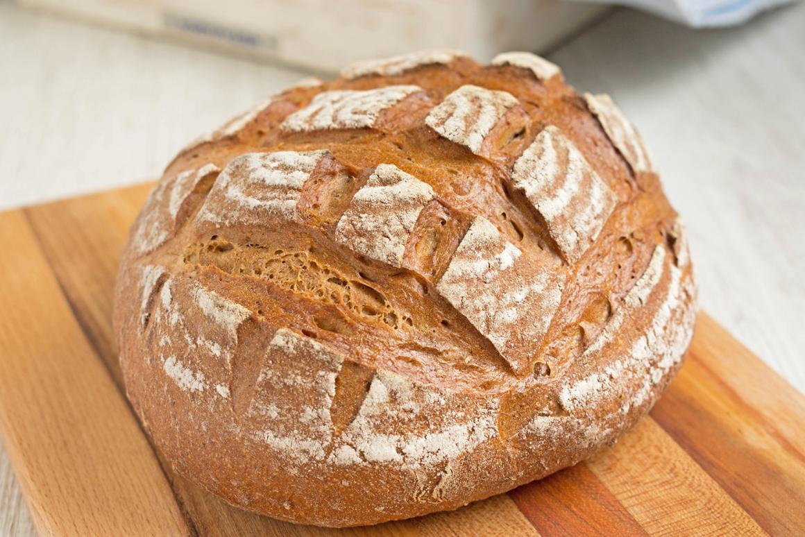 Bauernbrot mit Sauerteig