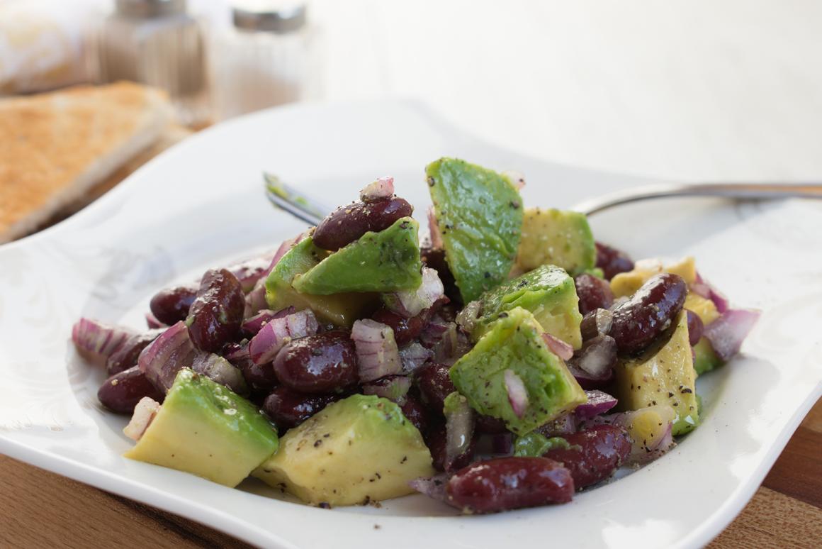 Kidneybohnen-Avocado-Salat