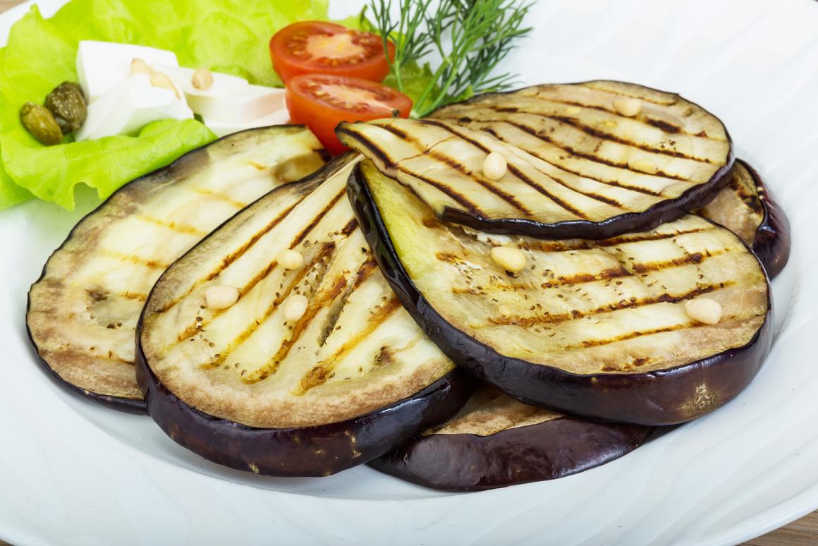 Auberginensteak vom Lavasteingrill