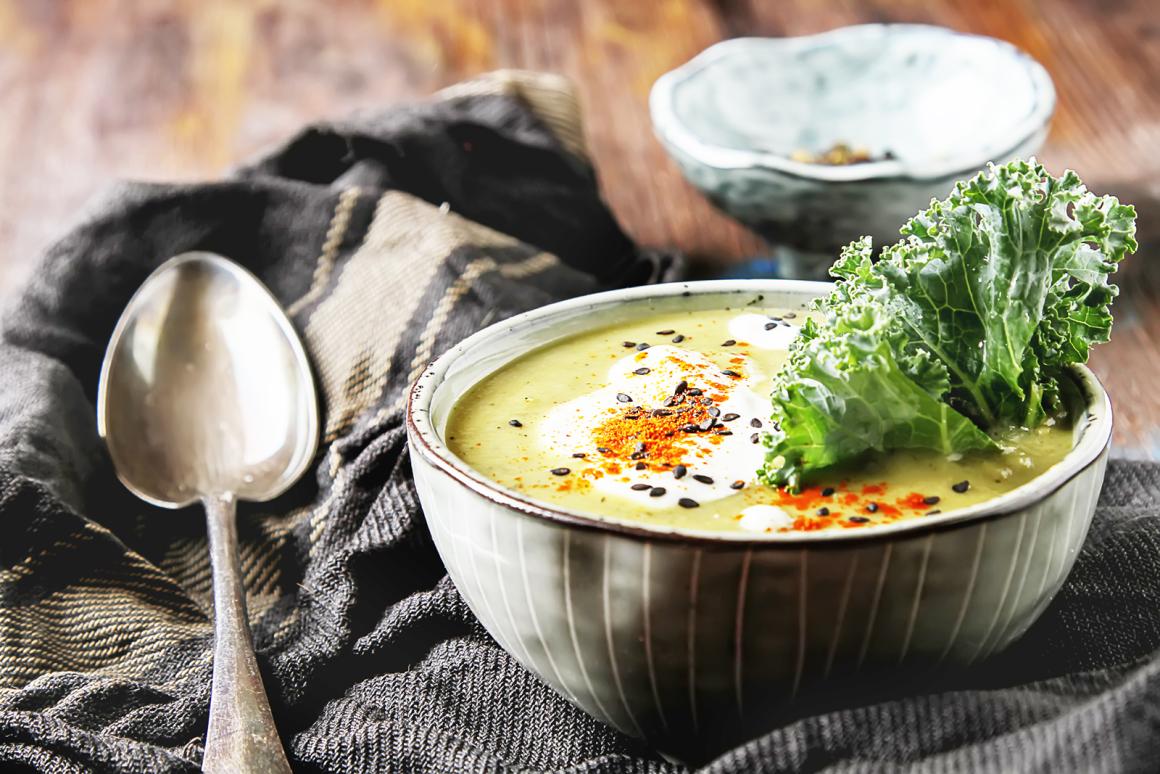 Federkohl Suppe