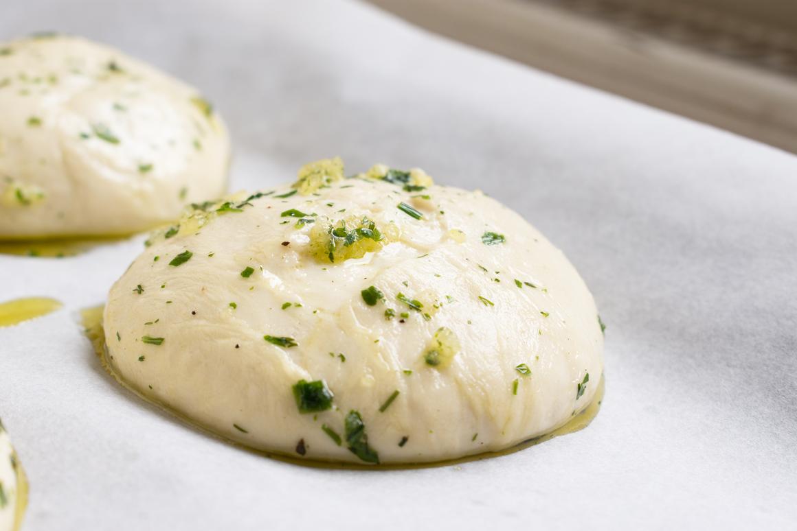 Portugiesische Frühstücksbrötchen