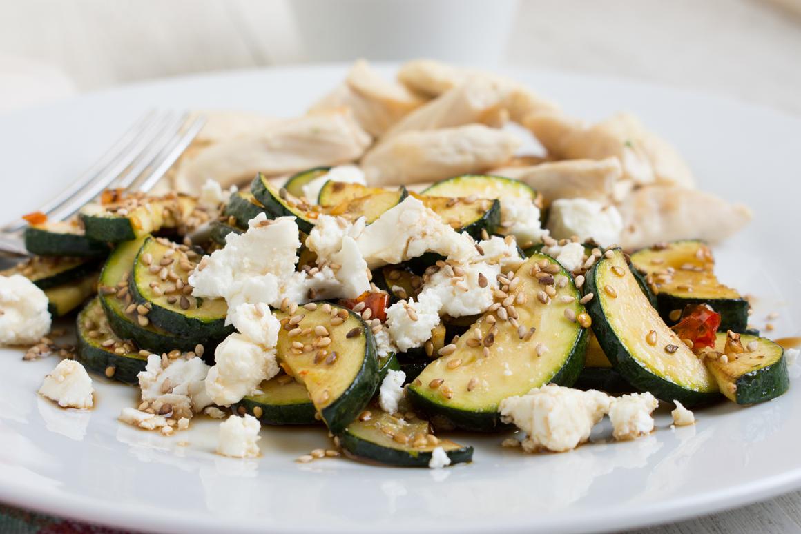 Zucchetti mit Feta
