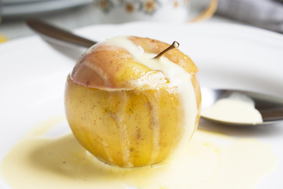 Klassischer Bratapfel