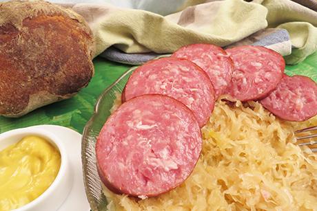 Saucisson mit Sauerkraut