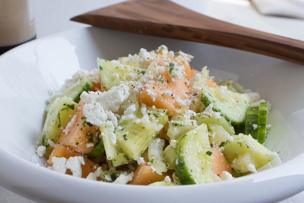 Melonensalat mit Schafskäse