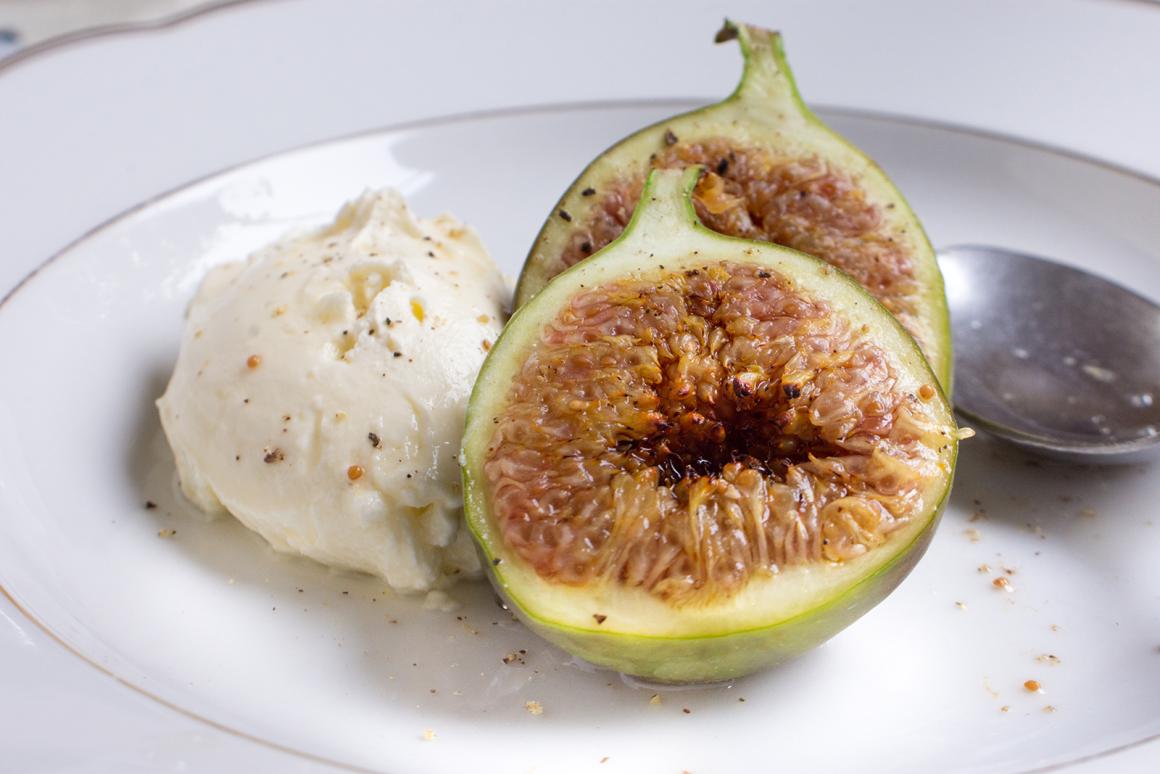 Feigen mit Ziegenkäse