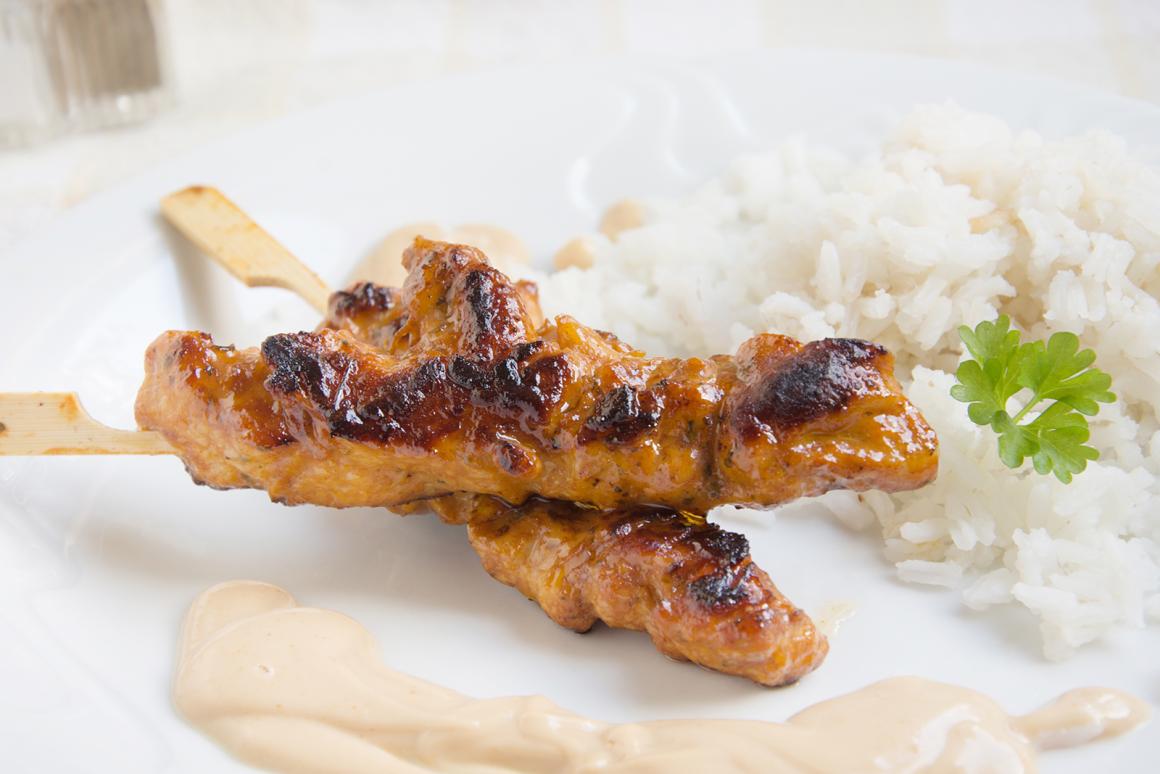 Fleischspiesschen an Saté-Sauce
