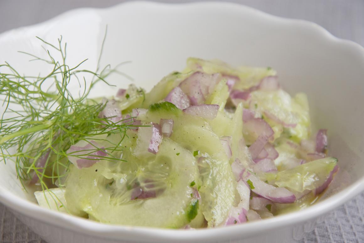 Vinaigrette mit Gurkensalat