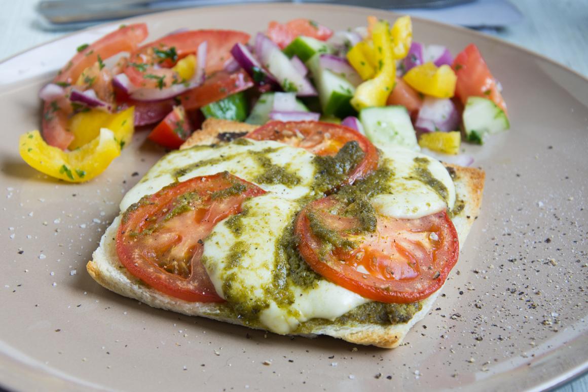 Toast Caprese