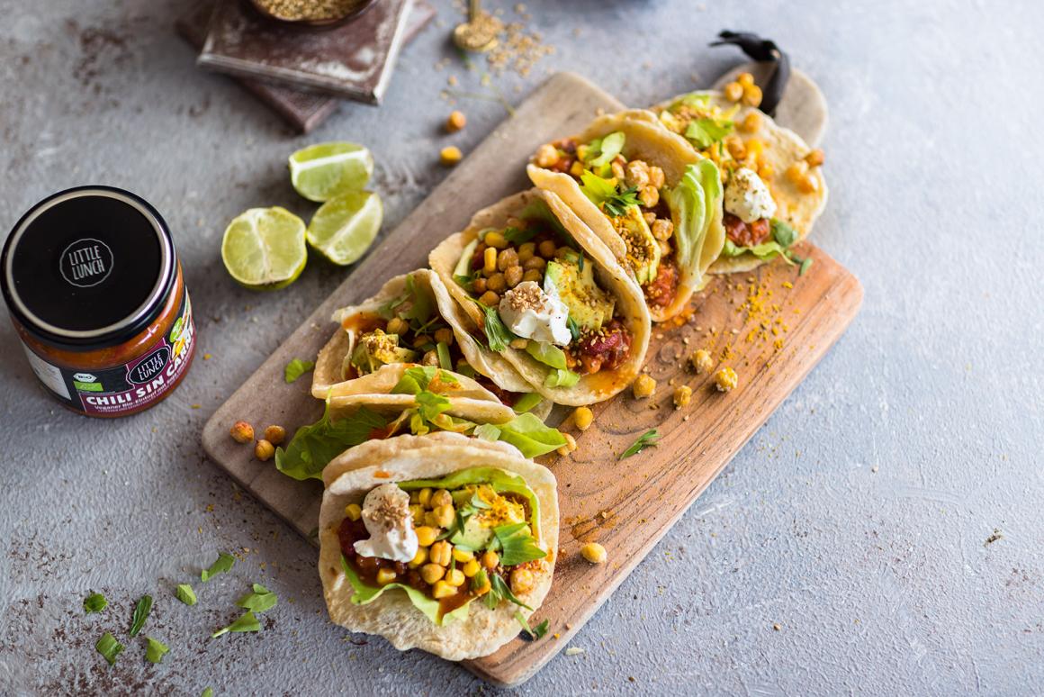 Tacos mit Chili-Füllung