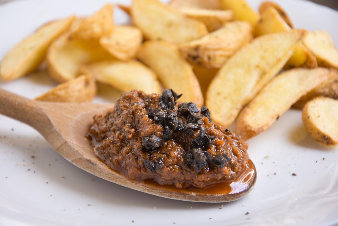 Dörrtomaten-Oliven-Paste