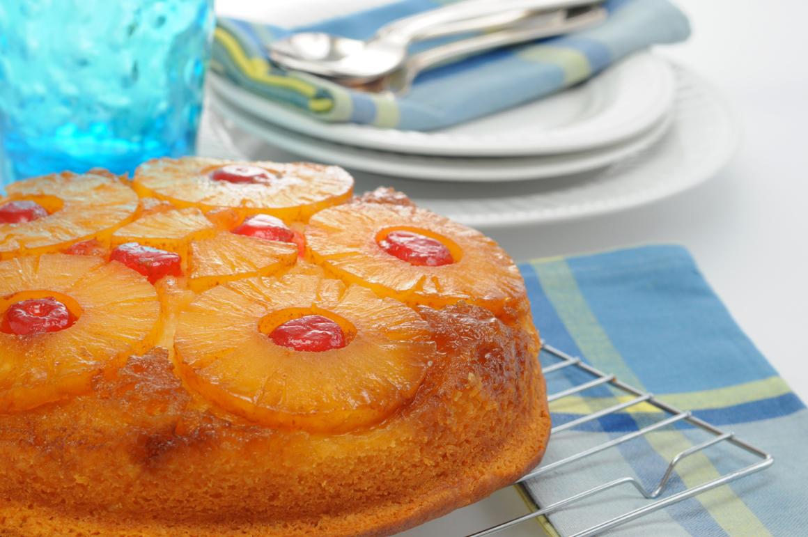 Torte mit Ananas