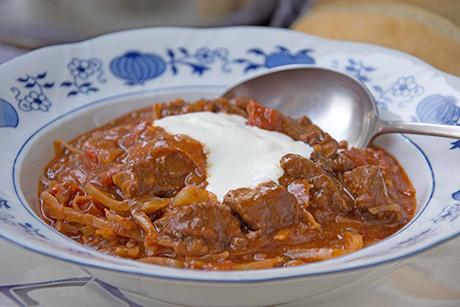 Szegediner Gulasch