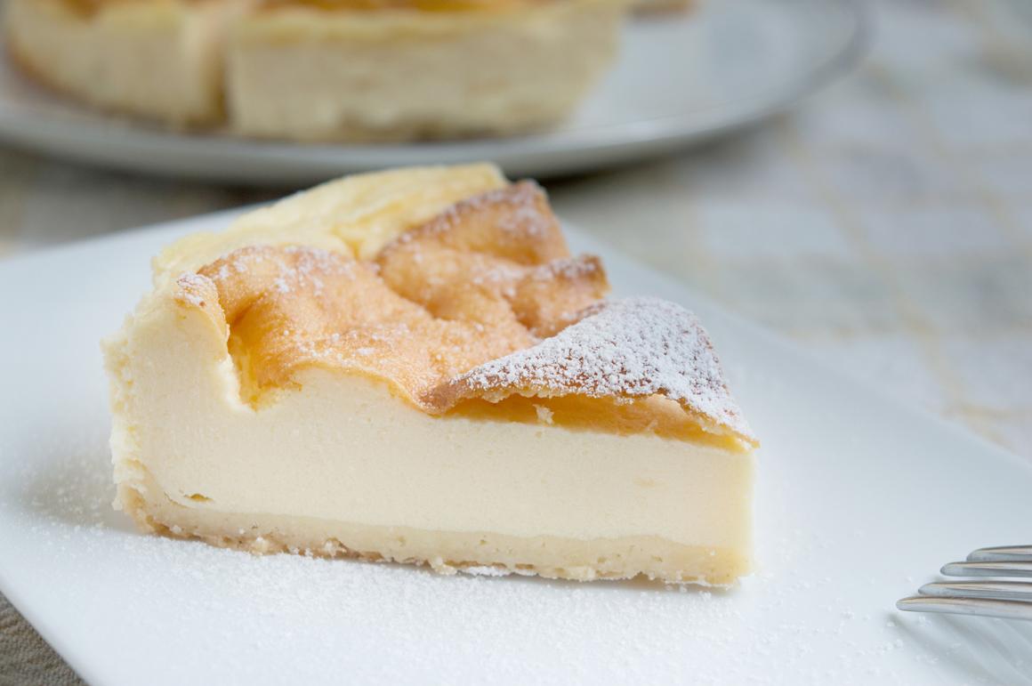 Quarkkuchen mit Keksboden