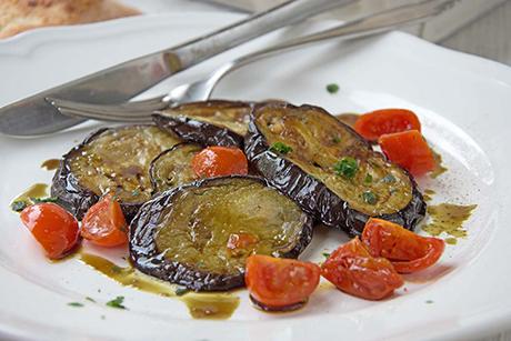 Aubergine gegrillt