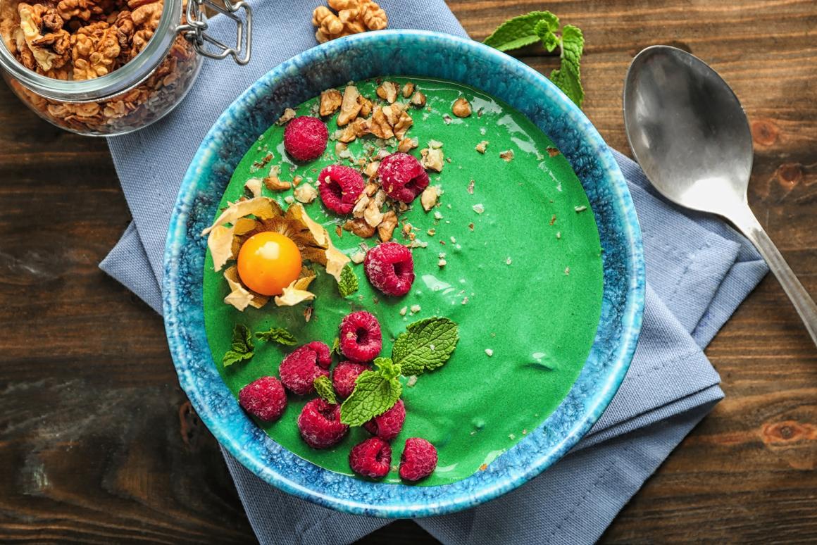 Green-Power Smoothie Bowl