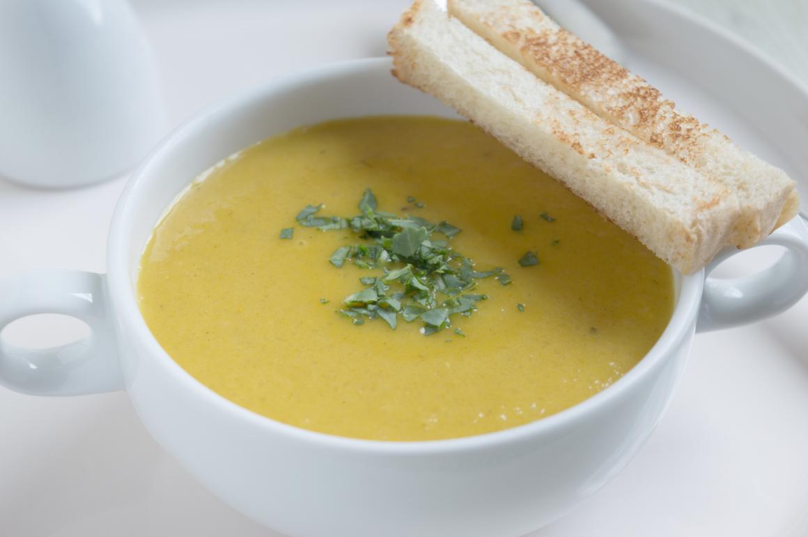 Topinambur-Curry-Suppe