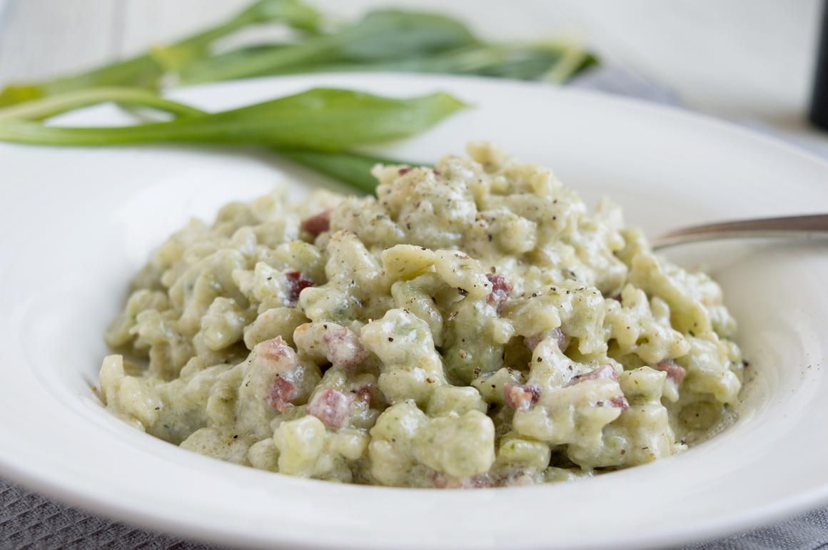 Bärlauchspätzle mit Schinken
