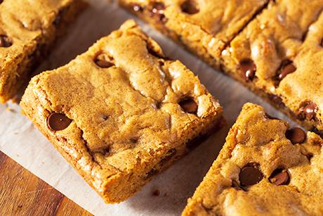 Macadamia Blondies