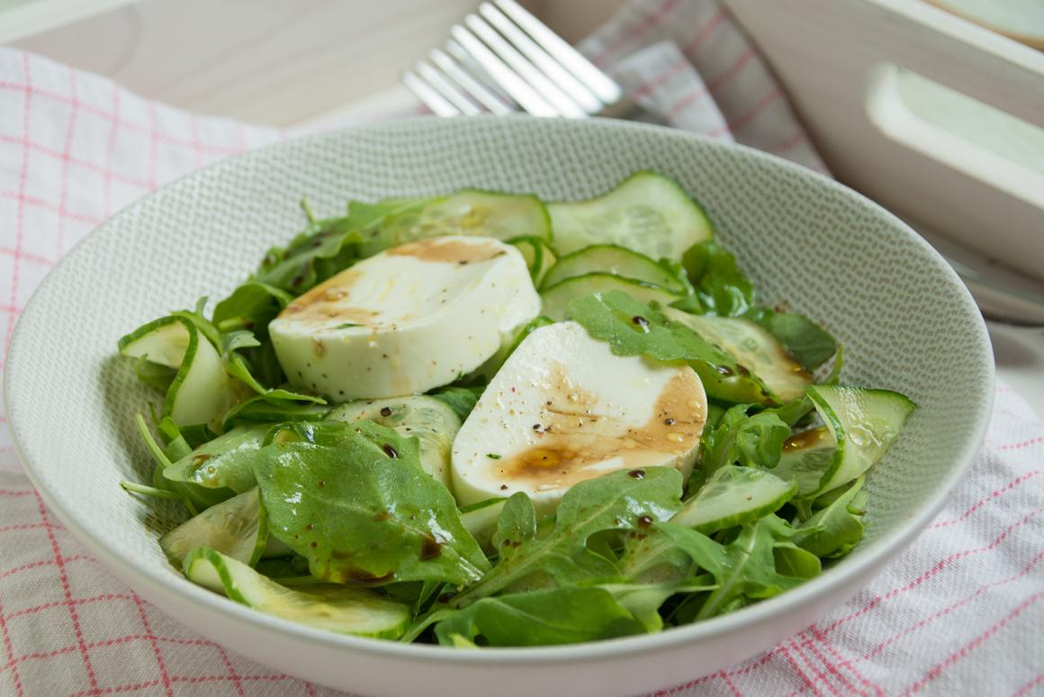 Ziegenkäse Salat mit Honig