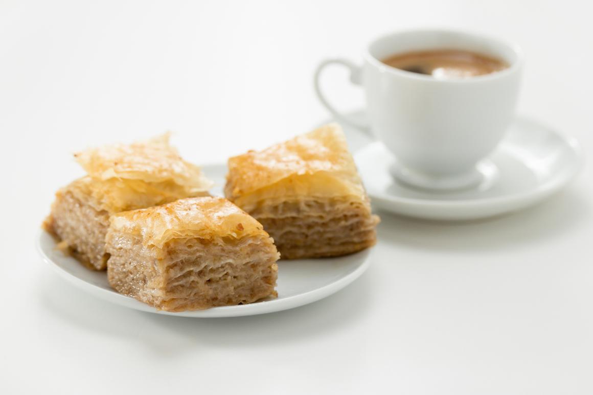 Griechischer Honig-Nuss-Kuchen