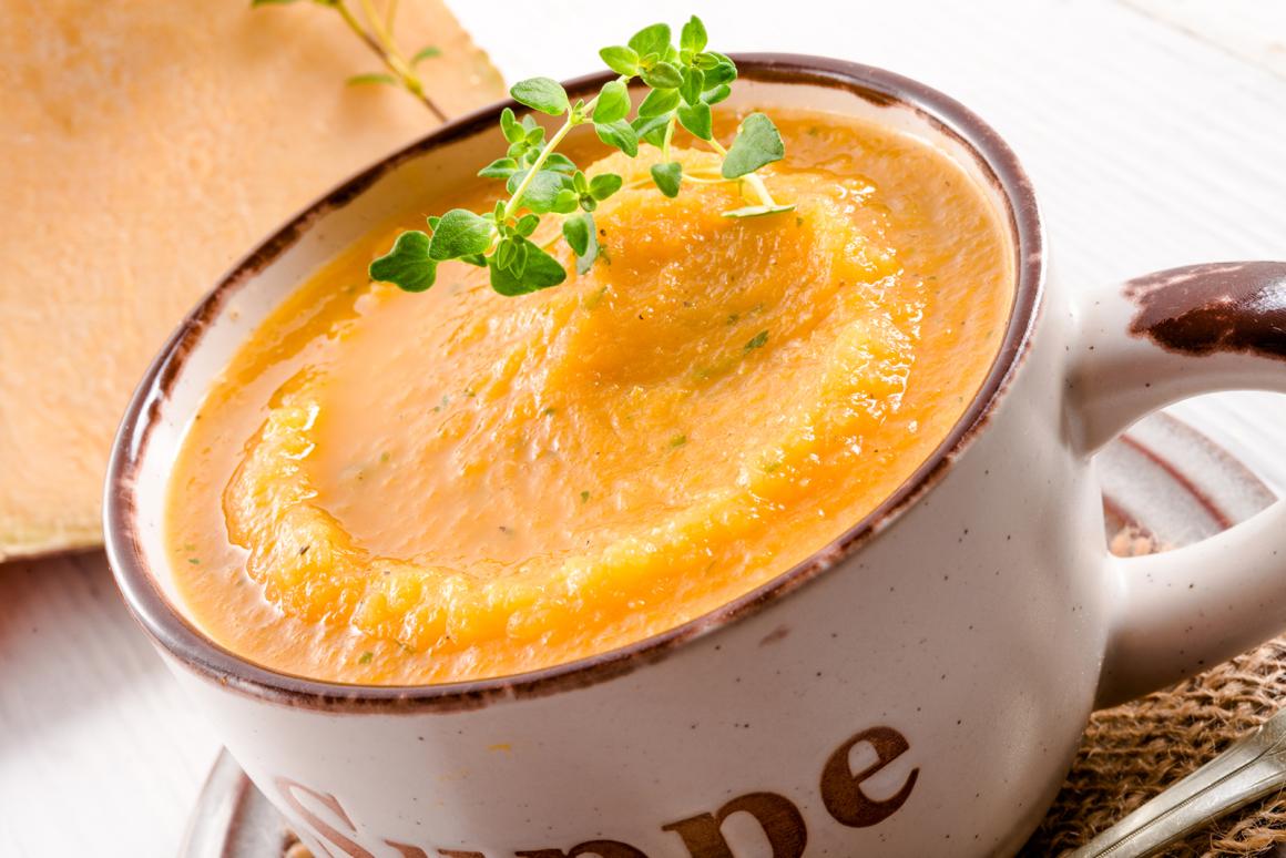 Wurzel-Gemüsecremesuppe