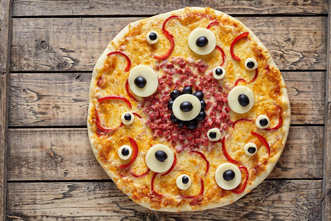 Gruselmonsterpizza