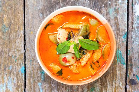Red Thai Curry mit Poulet