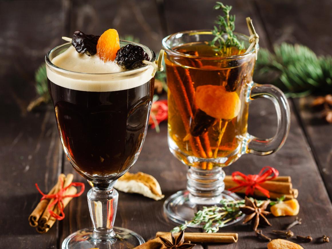 Orangen-Apfel-Glühwein