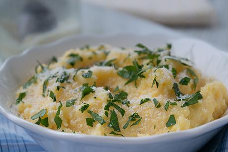 Polenta mit Kräutern