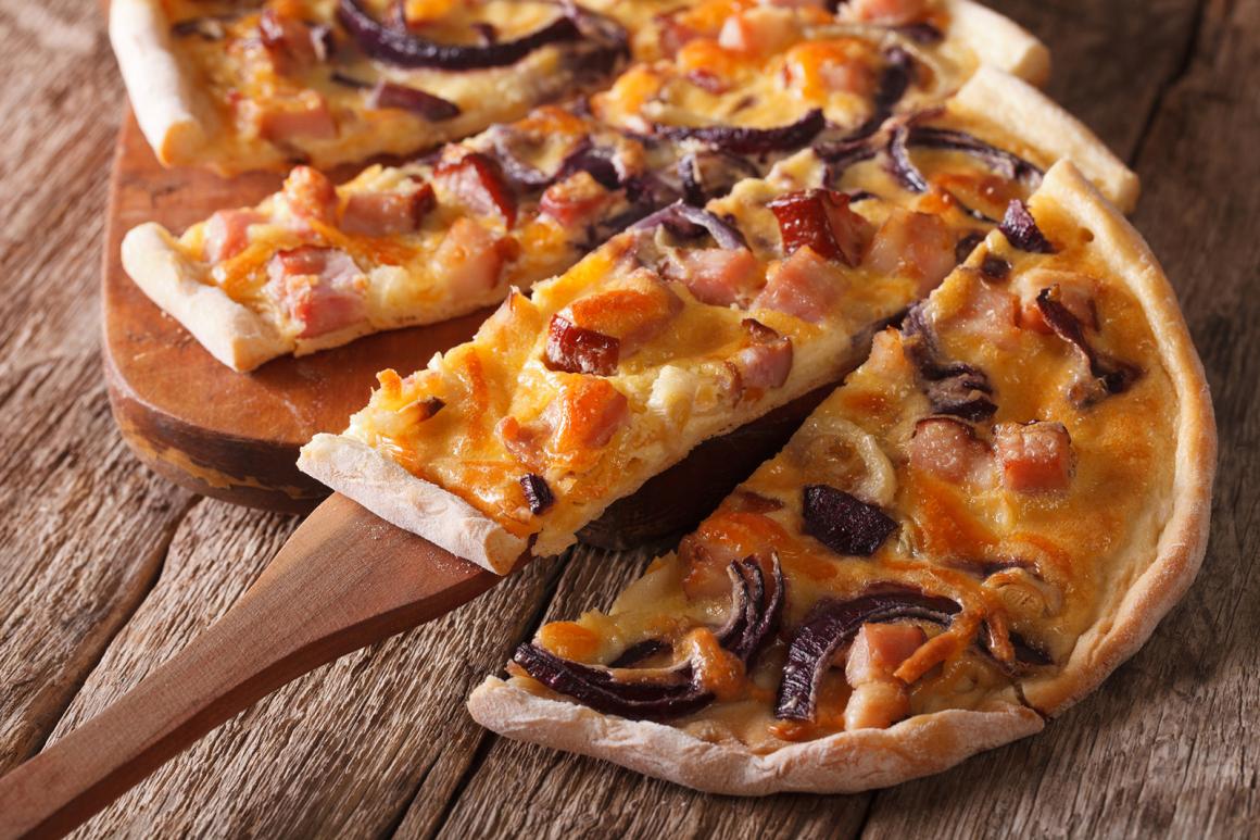 Speck-Zwiebel-Flammkuchen
