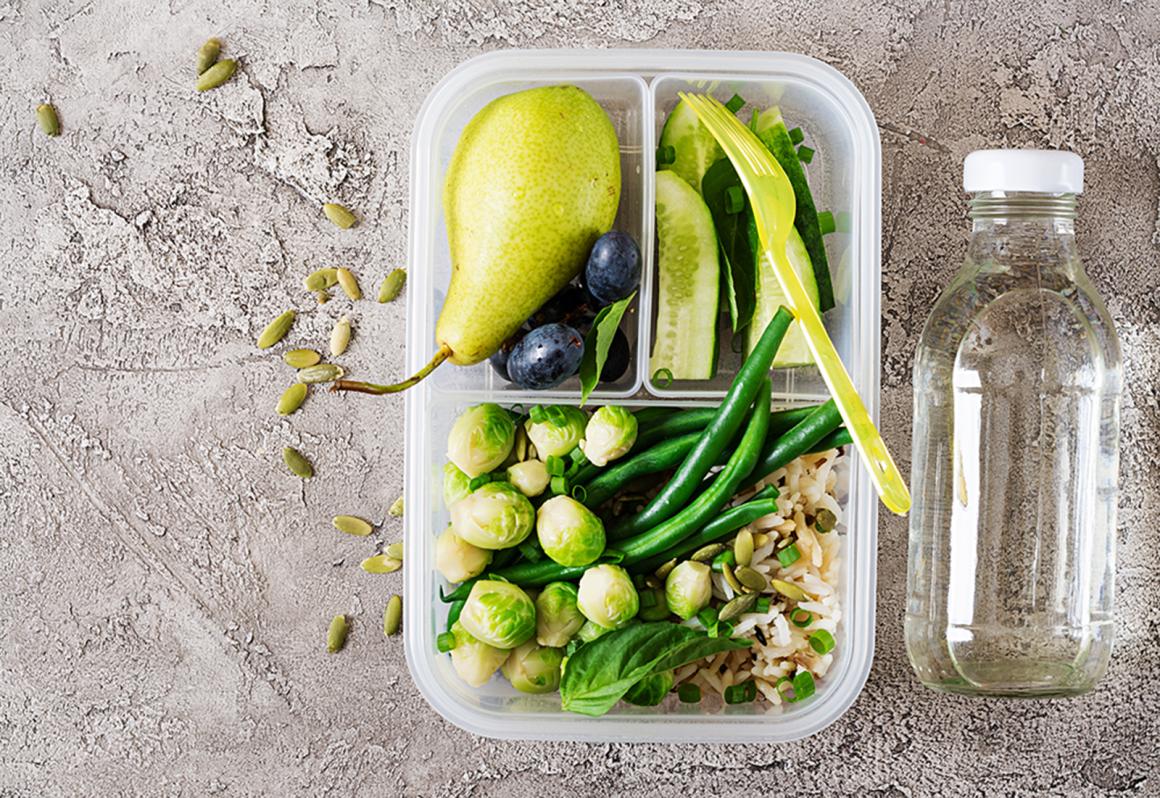 Meal Prep - Gemüse, Reis und Obst