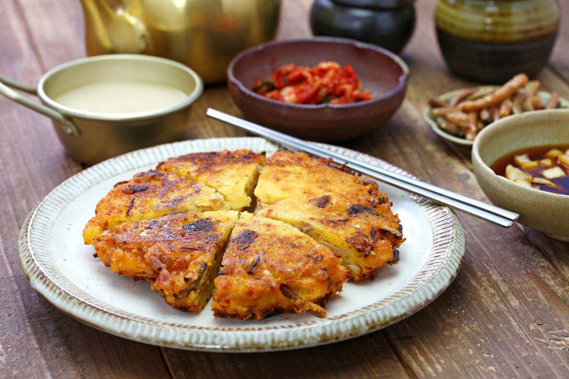 Koreanische Mungobohnenpfannkuchen