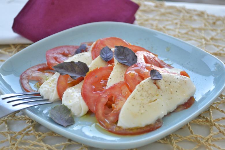 Tomaten-Mozzarella-Salat