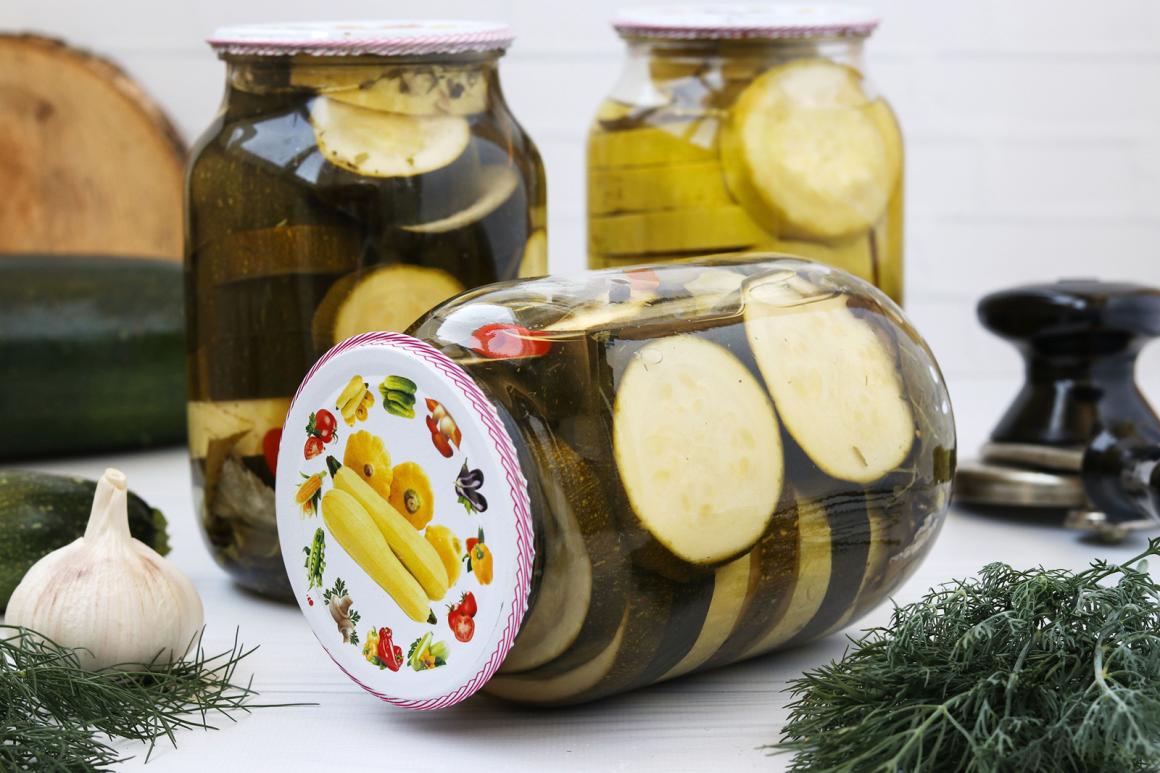 Eingelegte Zucchetti