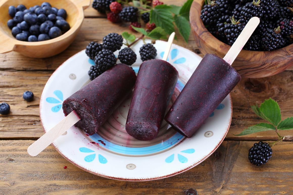 Brombeereis am Stiel