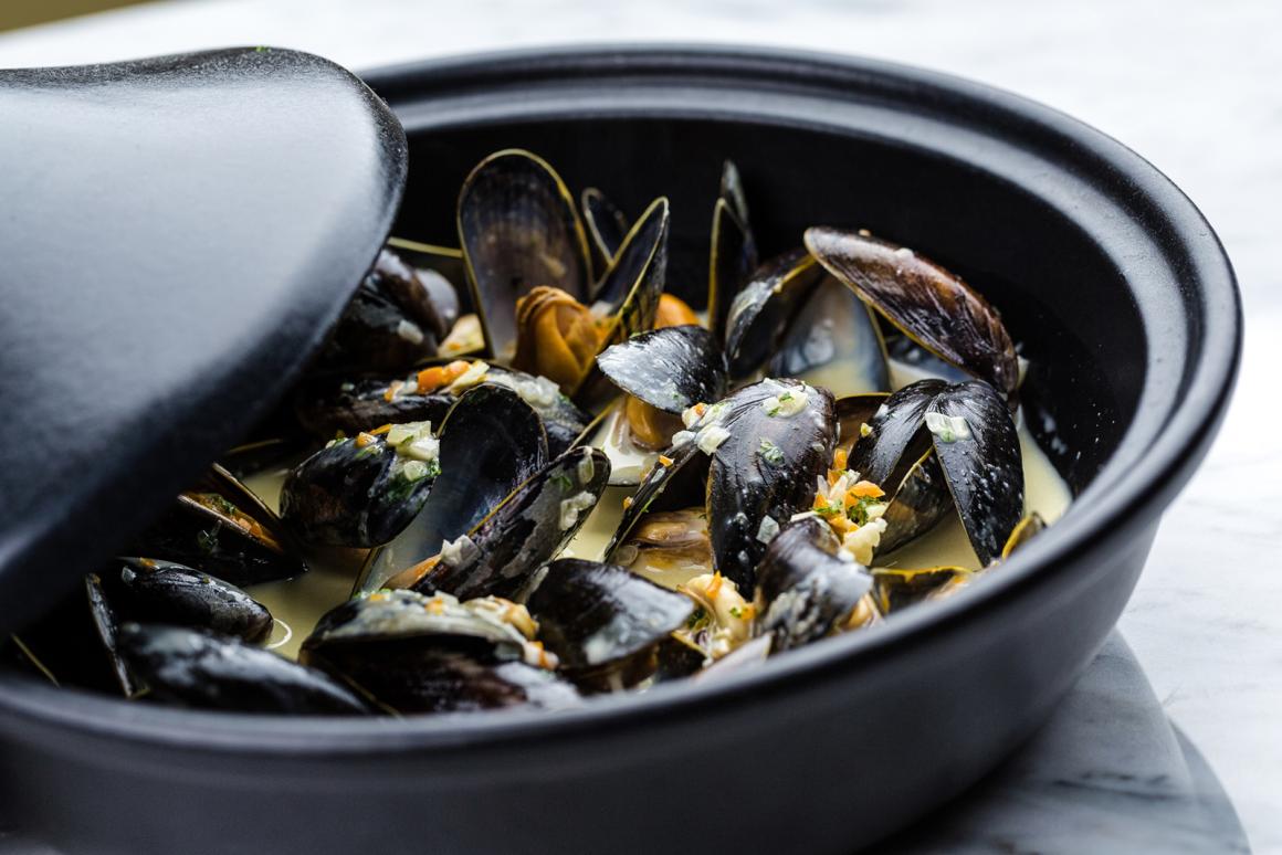 Miesmuscheln mit Kokosmilch