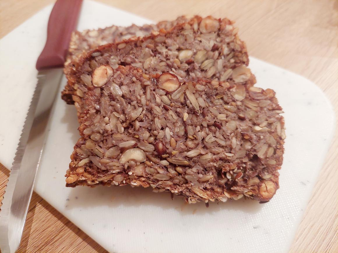 Nurkorn-Brot