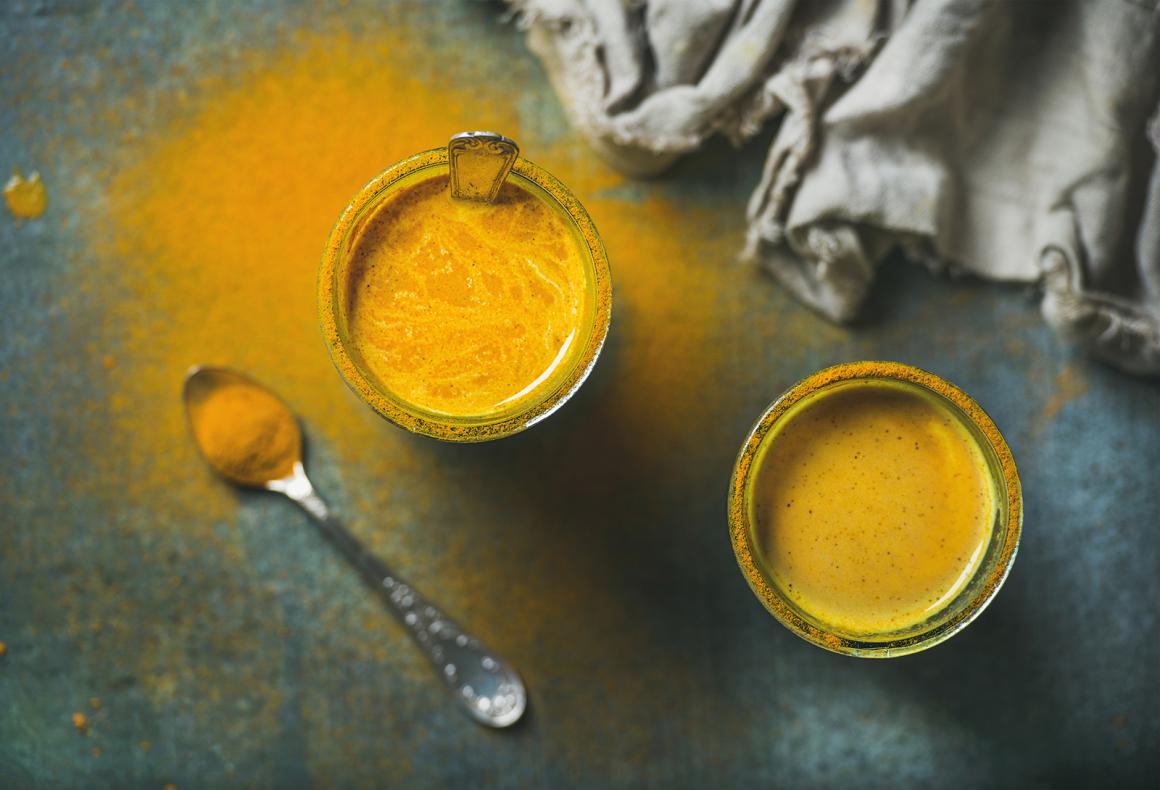 Goldene Hanfmilch