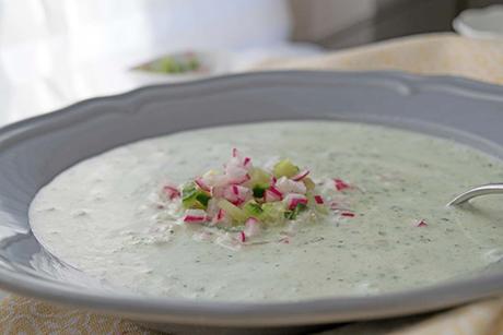 Vitaminreiche Gurkensuppe
