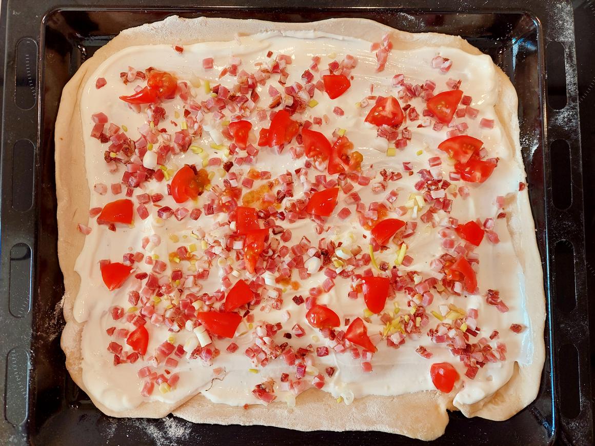 Flammkuchen vom Blech